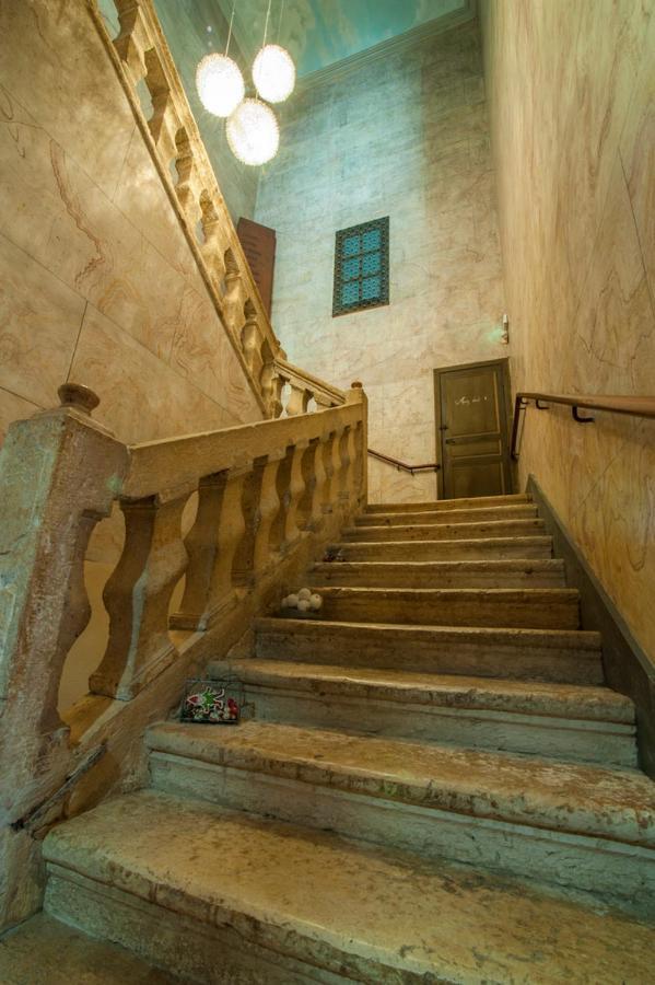 Beaumont-de-Lomagne Maison D'Hotes La Lumiere De Migou المظهر الخارجي الصورة